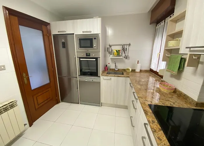 Artza Etxie La Casa Ebi01934 * Bermeo